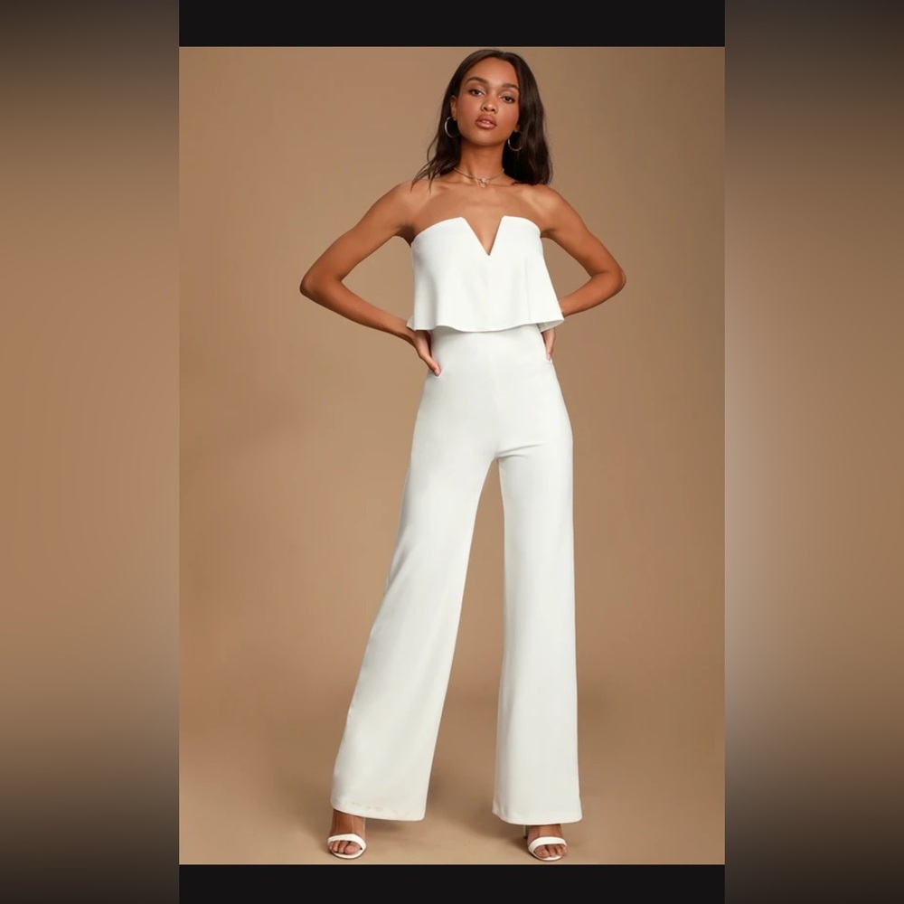 Lulu’s White Strapless Jumpsuit Medium